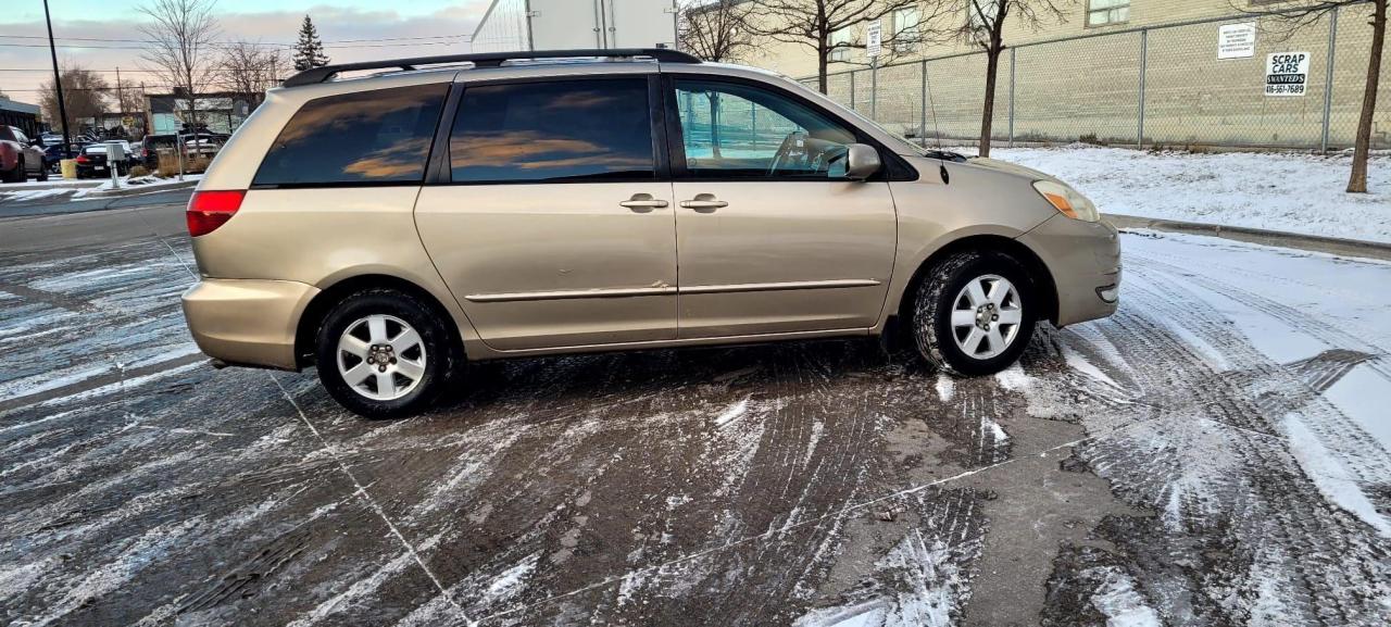 Used 2004 Toyota Sienna  for sale in Toronto, ON