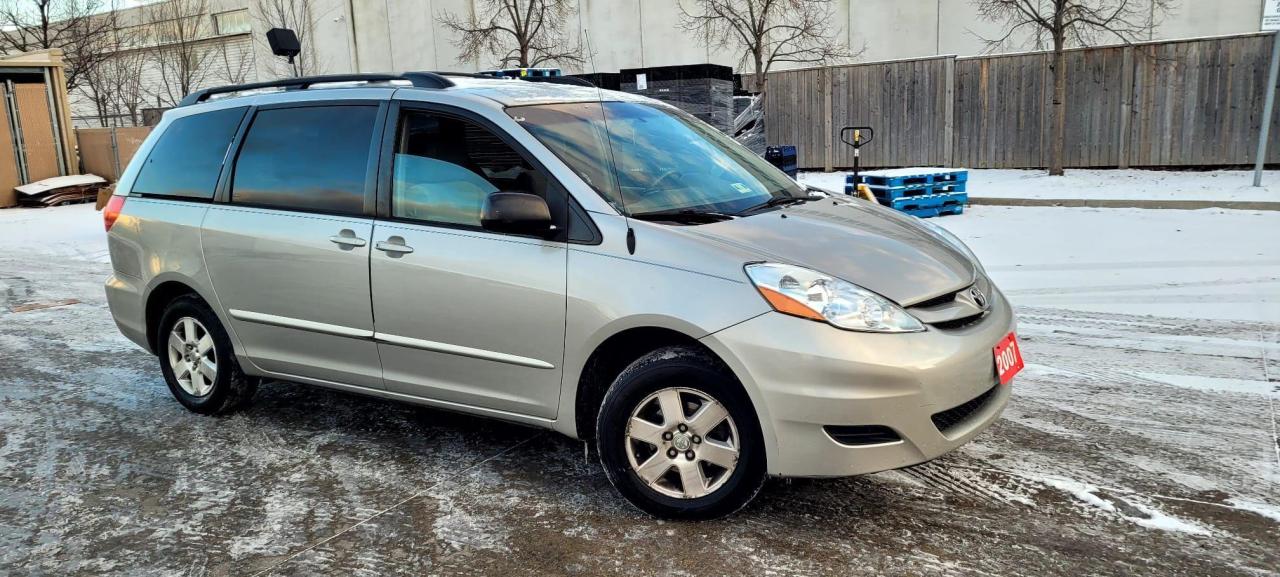 Used 2007 Toyota Sienna 68-2412-15/22/PRV for sale in Toronto, ON