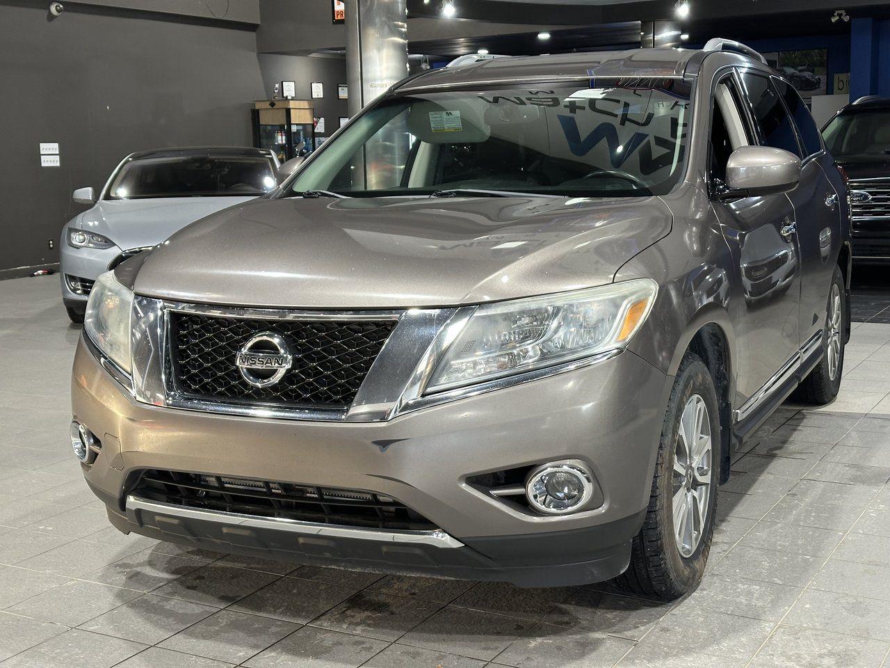 Used 2014 Nissan Pathfinder SL for sale in Winnipeg, MB