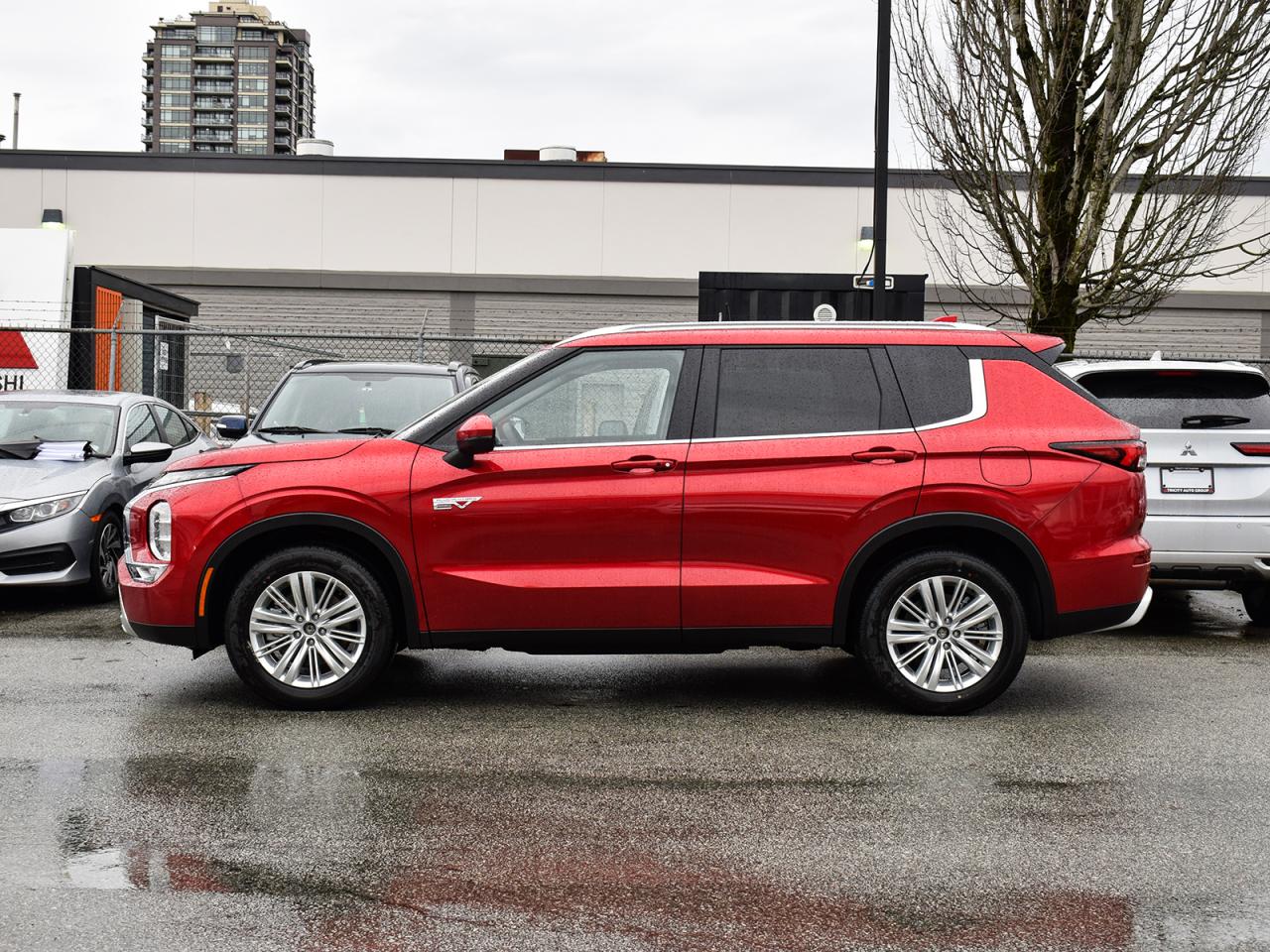 New 2025 Mitsubishi Outlander Phev SE - Heated Seats, Sunroof, Power Liftgate for sale in Coquitlam, BC