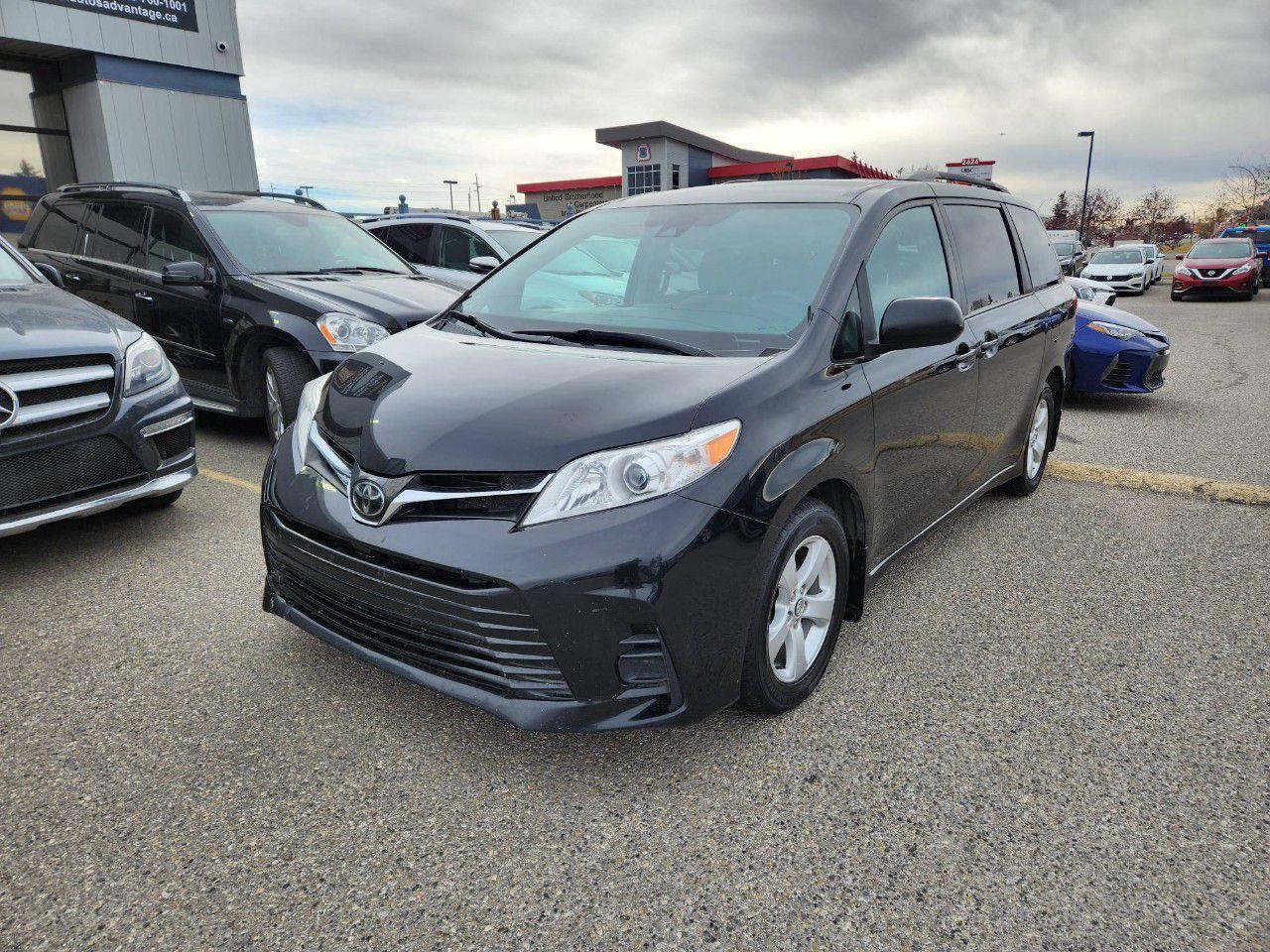 Used 2019 Toyota Sienna LE 8-Passenger FWD for sale in Calgary, AB