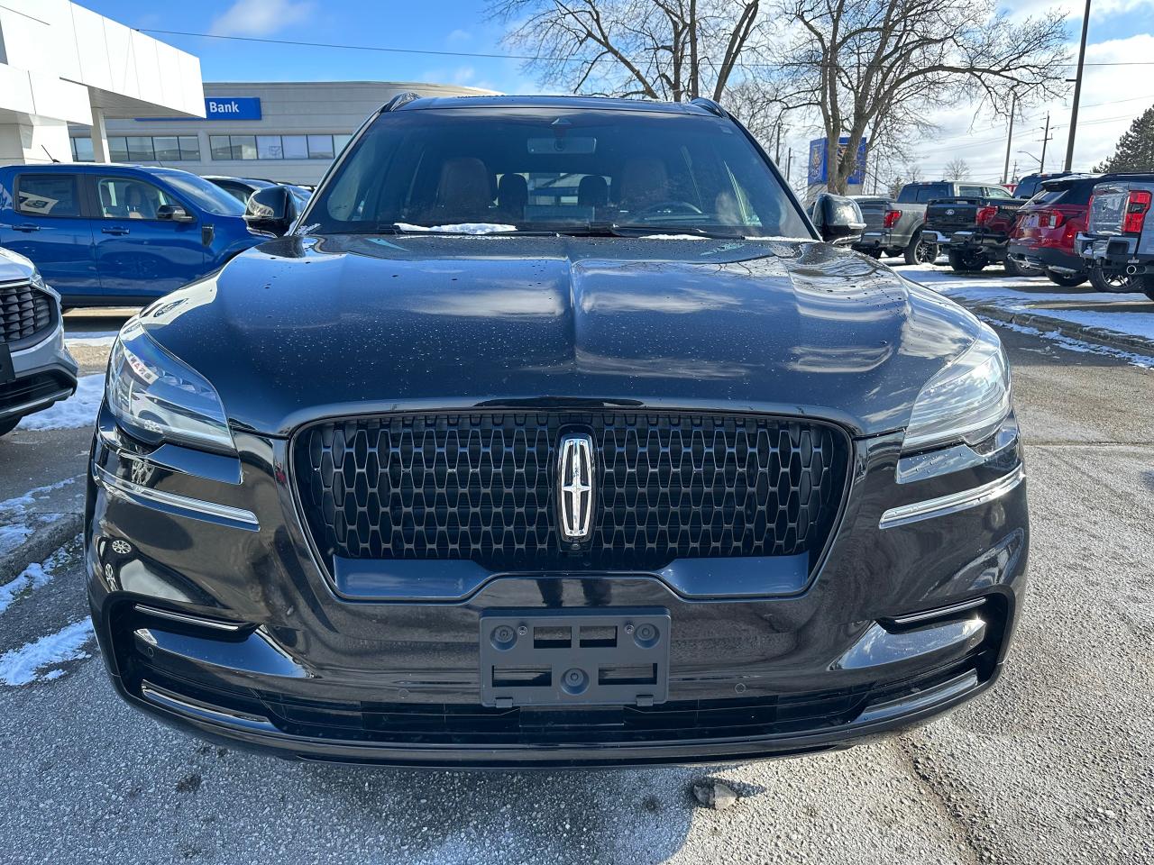 2023 Lincoln Aviator RESERVE MODEL | 6 PASS | AWD| LEATHER | PANO ROOF Photo