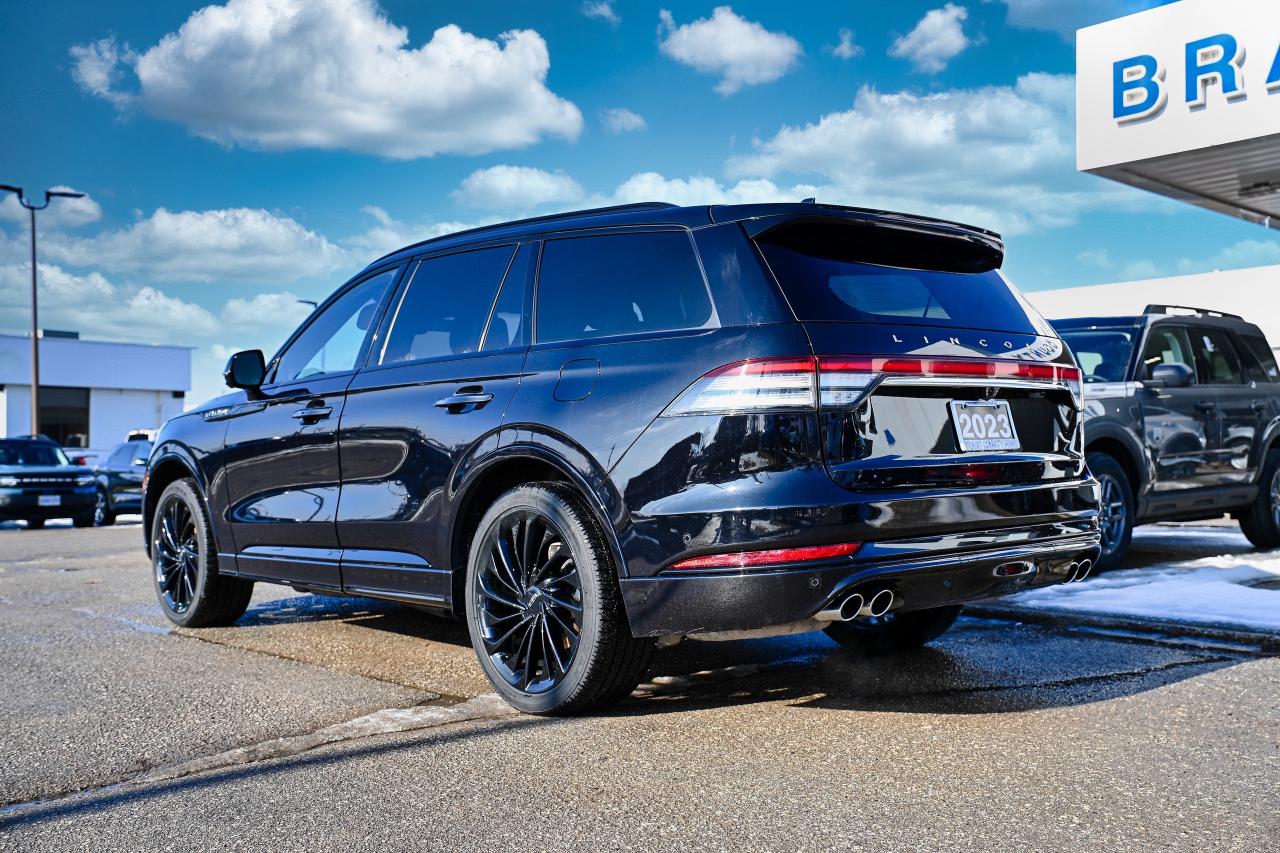 2023 Lincoln Aviator RESERVE MODEL | 6 PASS | AWD| LEATHER | PANO ROOF Photo