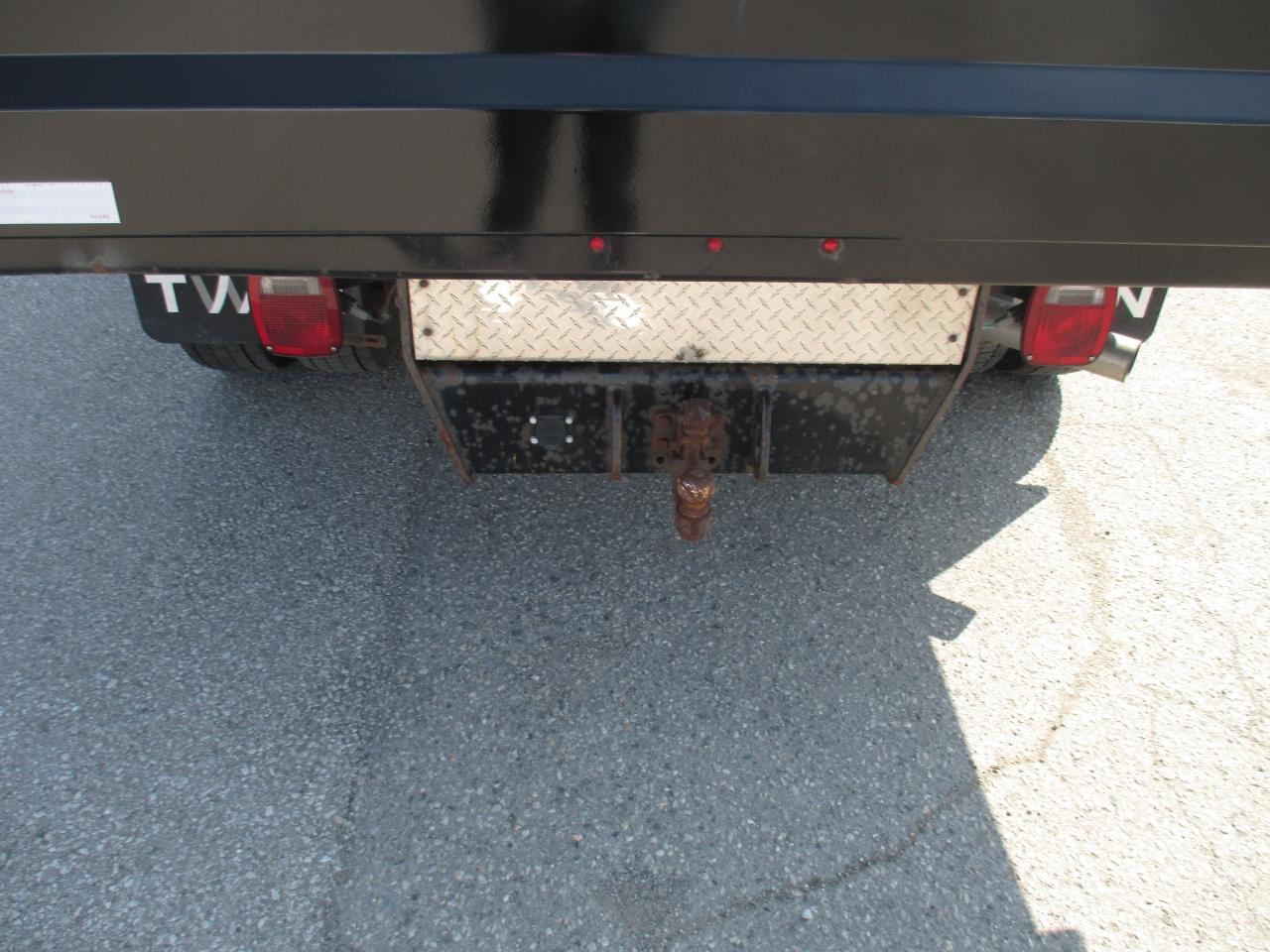 2022 Ford F-550 XL 4WD Crew Cab 203" WB 84" CA DUMP TRUCK - Photo #7