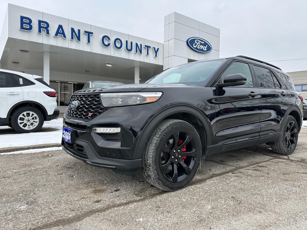 Used 2021 Ford Explorer ST| AWD| 2ND ROW BENCH | MOONROOF | STREET PACK | for sale in Brantford, ON