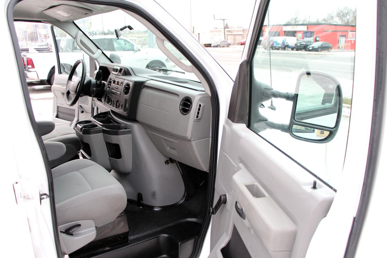 2010 Ford Econoline E-150 Commercial - Photo #12