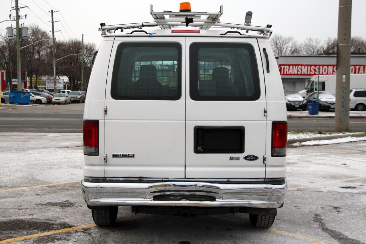 2010 Ford Econoline E-150 Commercial - Photo #6