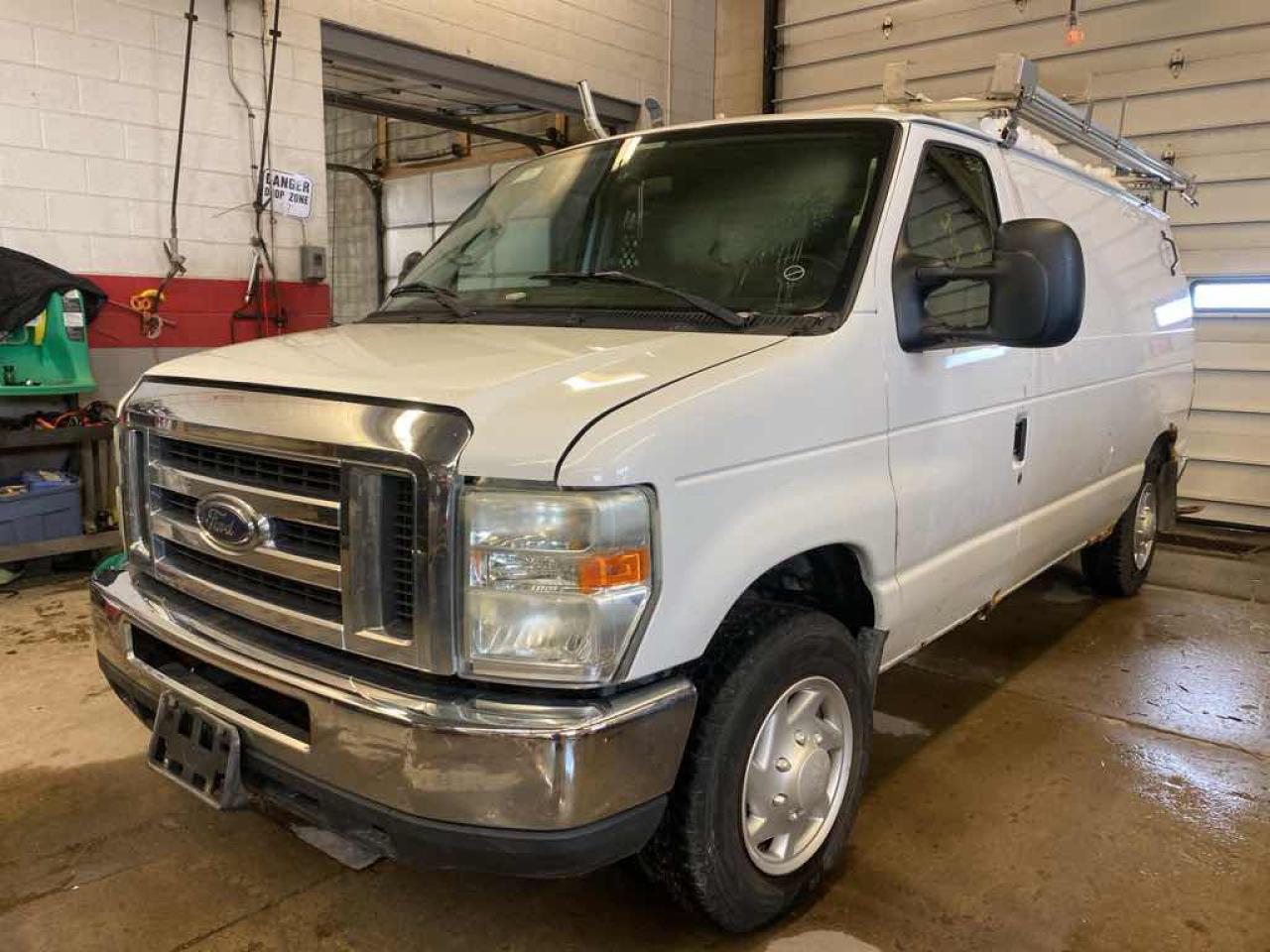 Used 2009 Ford Econoline E150 VAN for sale in Innisfil, ON