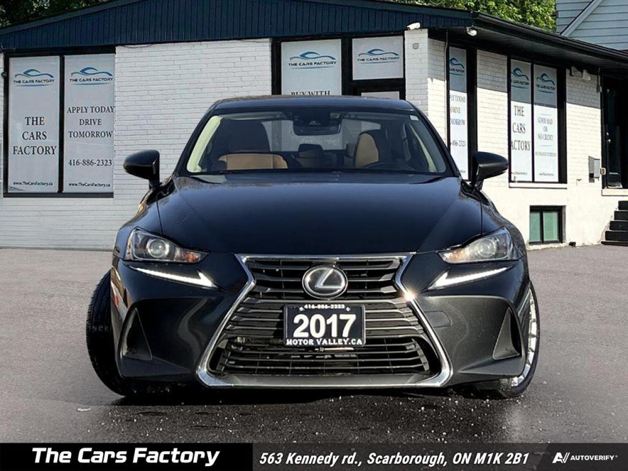 2017 Lexus IS 300 AWD Loaded No Accident! - Photo #2