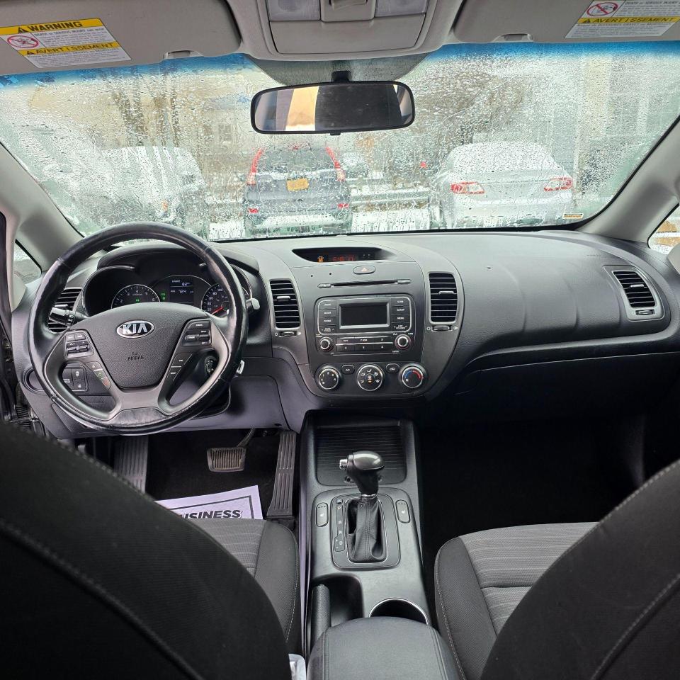 2015 Kia Forte 4dr Sdn Auto LX - Photo #11
