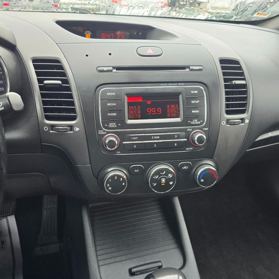 2015 Kia Forte 4dr Sdn Auto LX - Photo #15