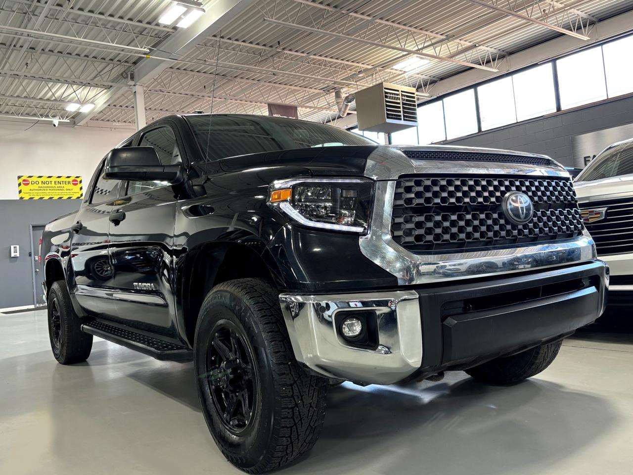 2018 Toyota Tundra SR5 Plus|V8POWERED|CREWMAX|TRD4X4OFFROAD|BEDLINER| - Photo #2