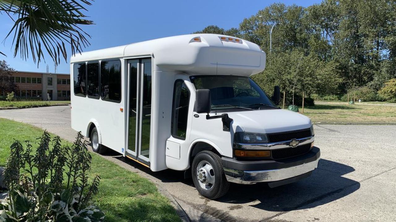 Used 2011 Chevrolet Express G4500 13 Passenger Bus With Wheelchair Accessibility for sale in Burnaby, BC