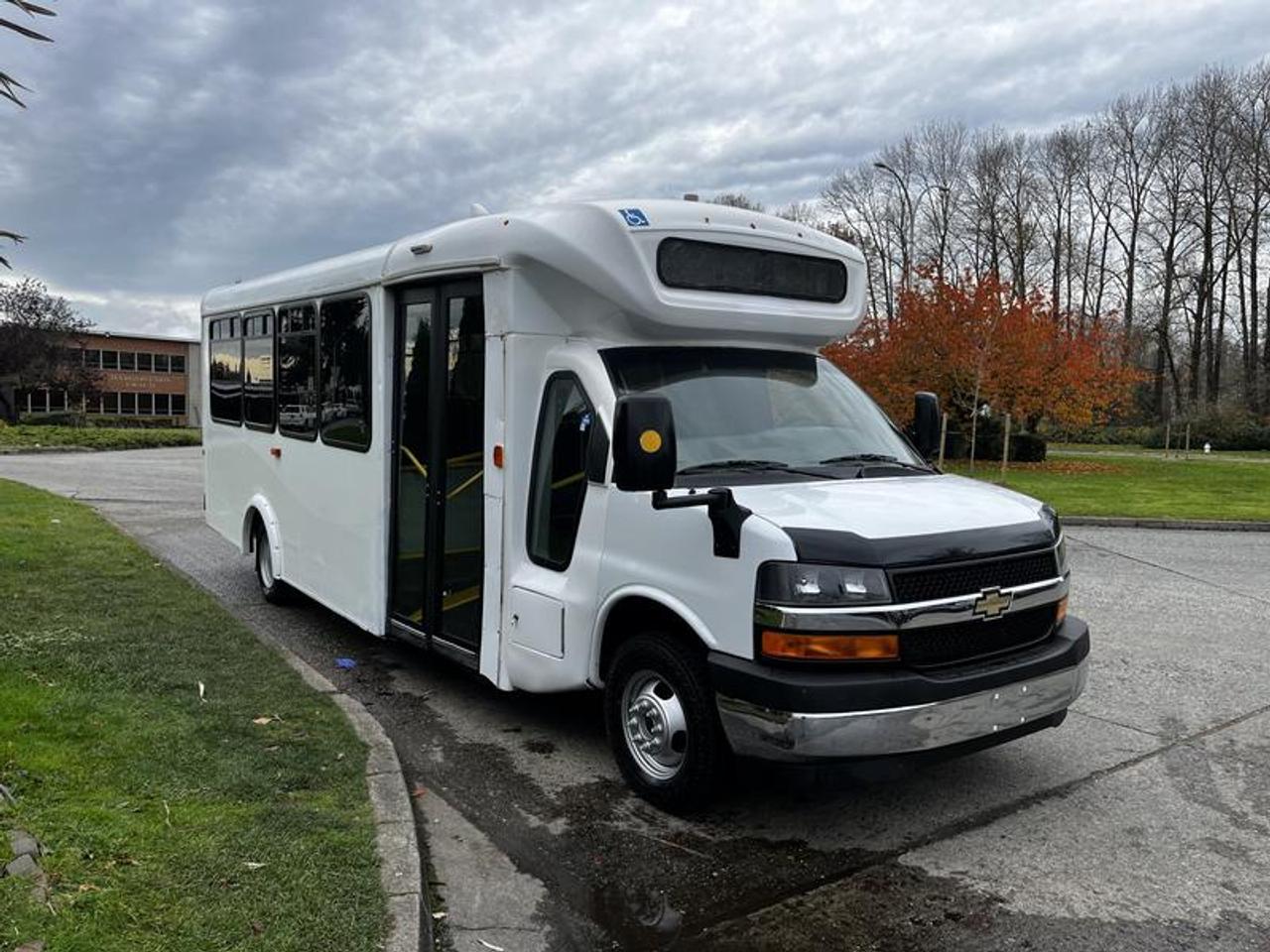 2017 Chevrolet Express G4500 22 Passenger Bus, 6.0L, 8 cylinder, 2 door, automatic, RWD, cruise control, air conditioning, AM/FM radio, power windows, power mirrors, Powered Wheelchair Ramp, white exterior, grey interior, cloth. Comes with Registration Off Road Use Only This item is currently OFFSITE. You must register an appointment with our office to schedule an offsite viewing. Appointments must be made a minimum of one business day in advance (and as defined by the days that Repo.com is open for business) before your appointment can be scheduled and confirmed. We may, at our own discretion, instead opt to transport smaller items to Repo.coms main yard for viewing purposes.  $14,890.00 plus $375 processing fee, $15,265.00 total payment obligation before taxes.   Listing report, warranty, contract commitment cancellation fee. All above specifications and information is considered to be accurate but is not guaranteed and no opinion or advice is given as to whether this item should be purchased. We do not allow test drives due to theft, fraud, acts of vandalism and undetectable impaired driving. Instead we provide the following benefits: Complimentary Warranty (with options to extend), Limited Money Back Satisfaction Guarantee on Fully Completed Contracts, Contract Commitment Cancellation, and an Open-Ended Sell-Back Option. Ask seller for details or call 604-522-REPO(7376) to confirm listing availability.