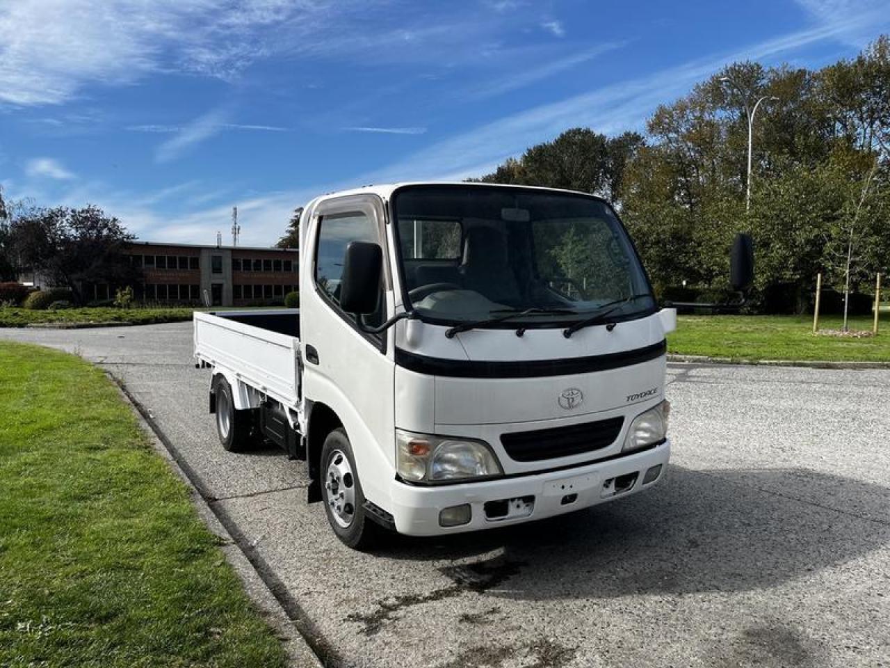 Used 2004 Toyota Toyoace Flat Deck for sale in Burnaby, BC