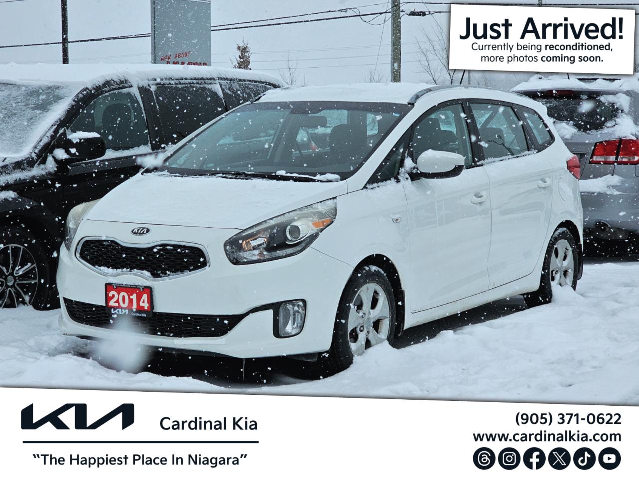 Used 2014 Kia Rondo LX AT for sale in Niagara Falls, ON