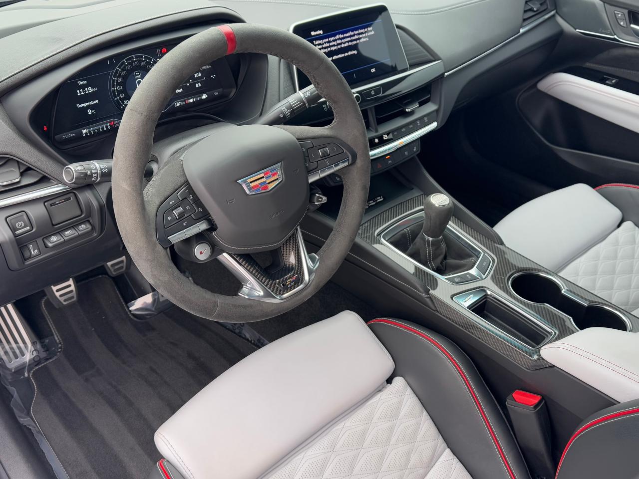 2023 Cadillac CT4-V Blackwing **6 SPEED MANUAL** - Photo #19