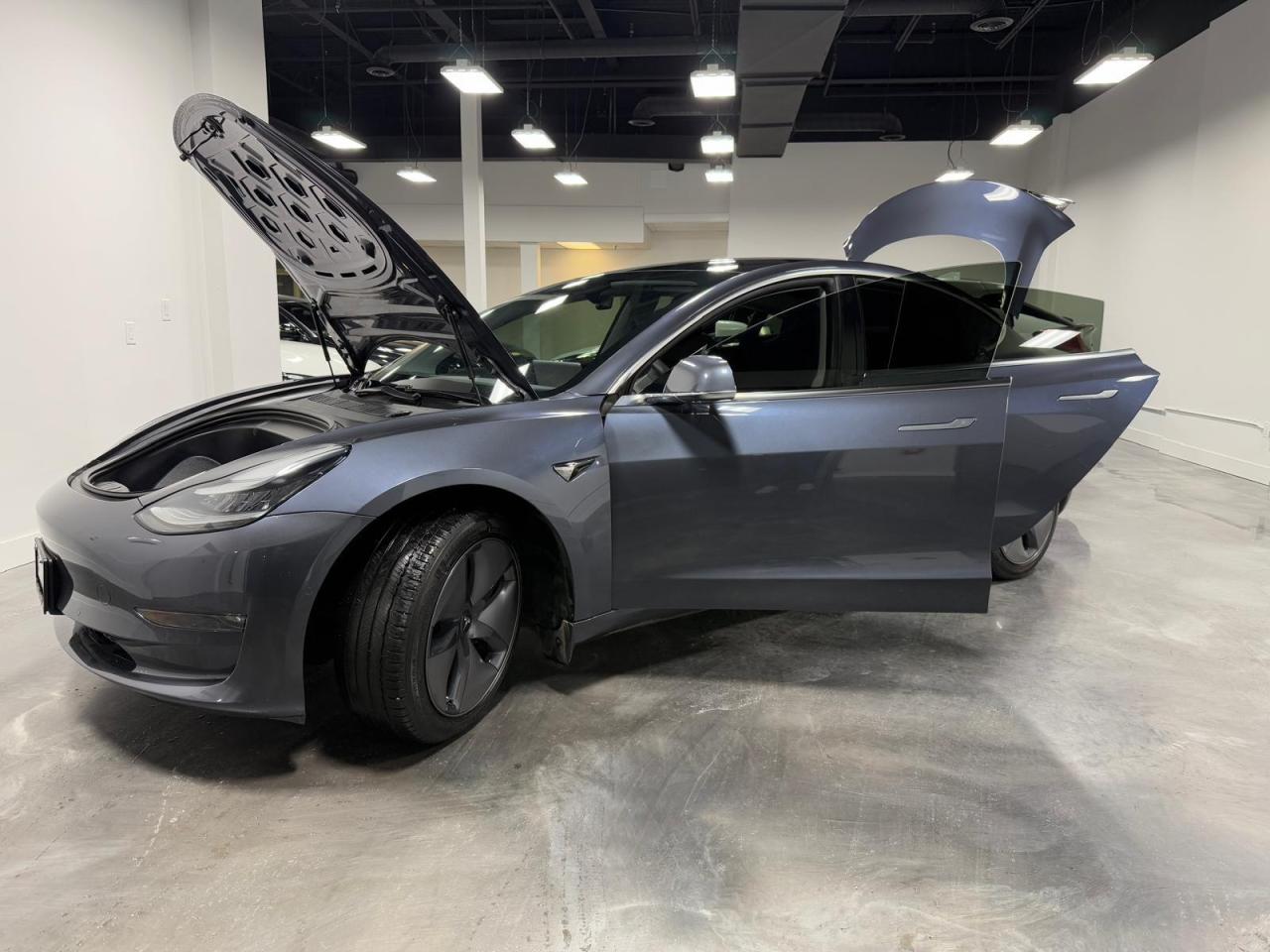 2020 Tesla Model 3 AUTO AWD LOW KM LONG RANGE NAVIGATION !!WARRANTY!! - Photo #18