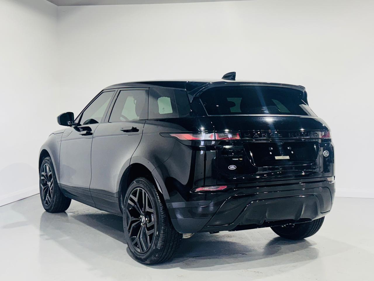 2020 Land Rover Range Rover Evoque P250 SE - Photo #7