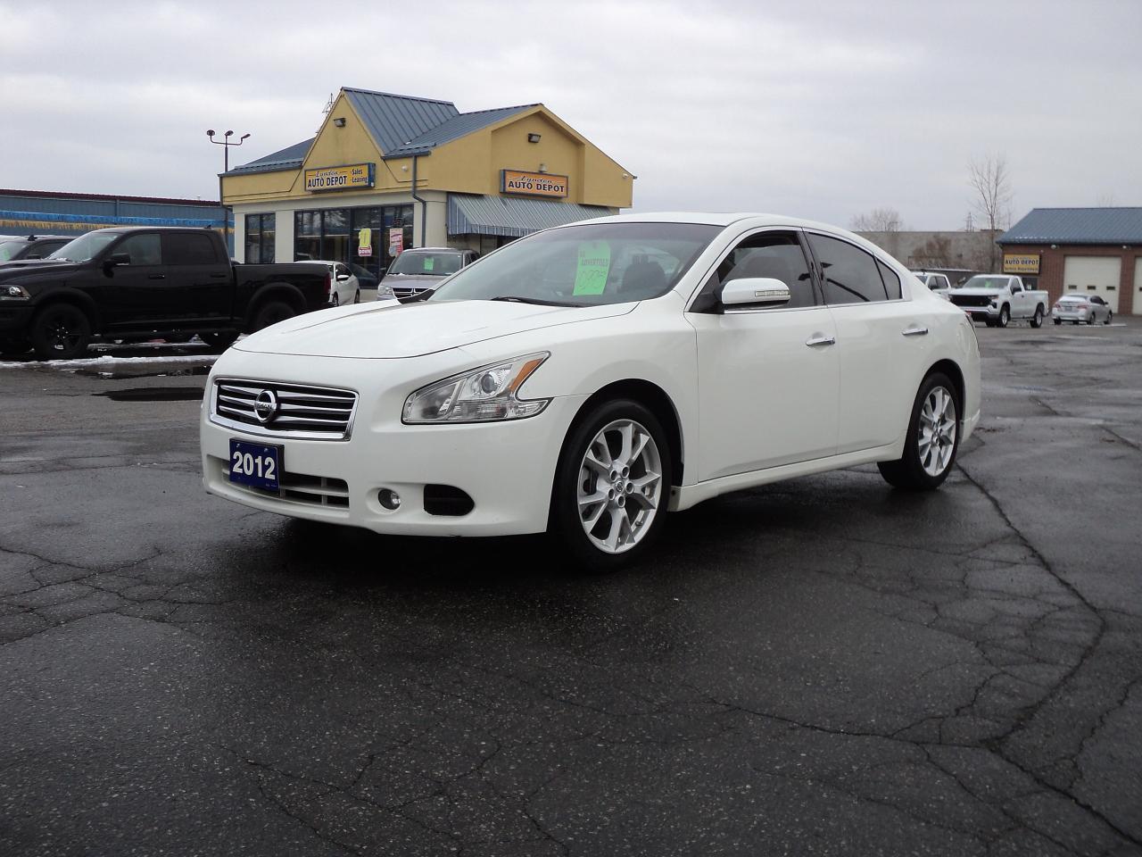 Used 2012 Nissan Maxima SV 4dr Sdn CVT 3.5L6cyl LeatherRoofHeatedSeats for sale in Brantford, ON