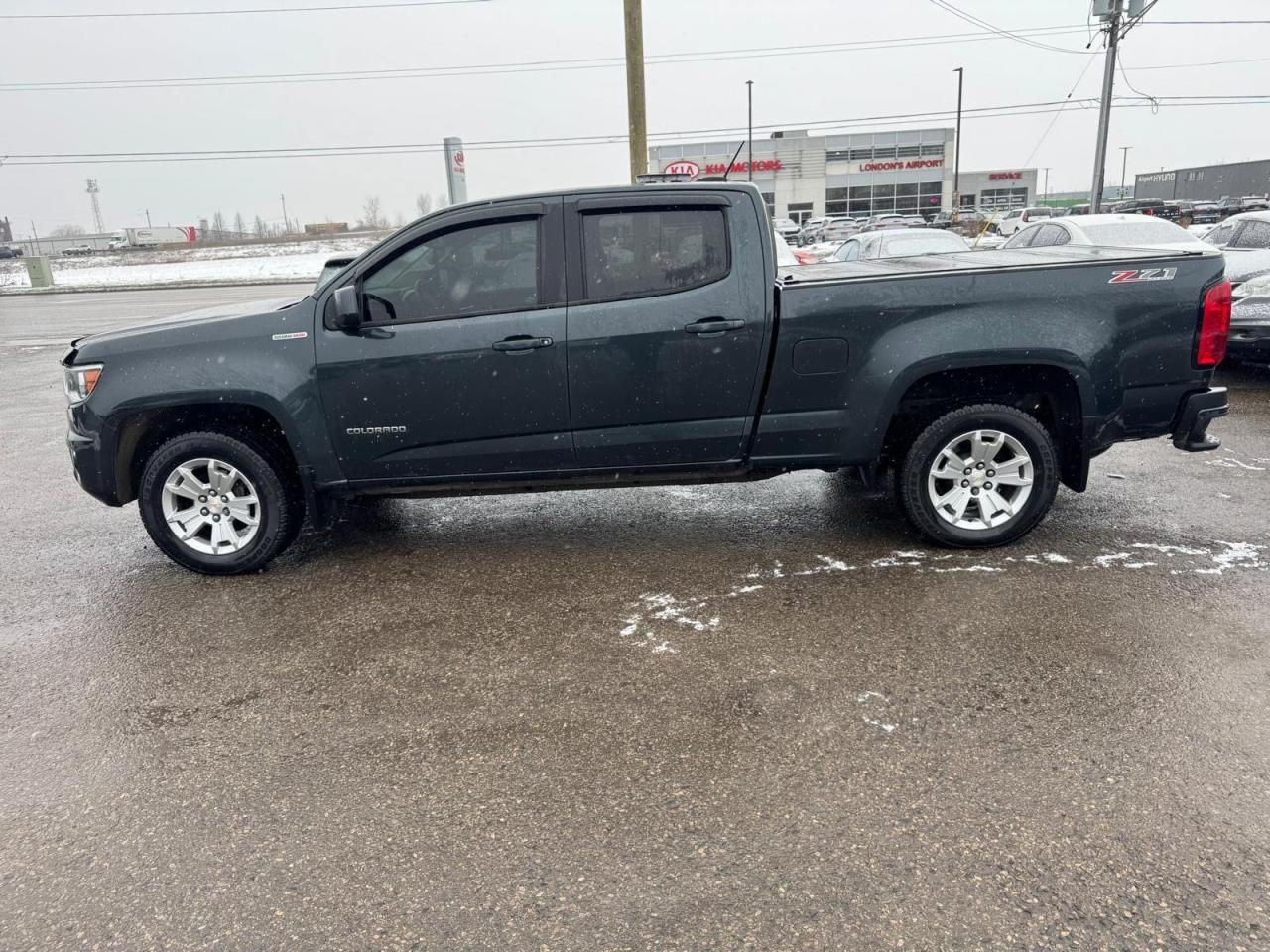 2018 Chevrolet Colorado Z71 DURAMAX DIESEL, 4X4, CREW, LEATHER, LOADED - Photo #2