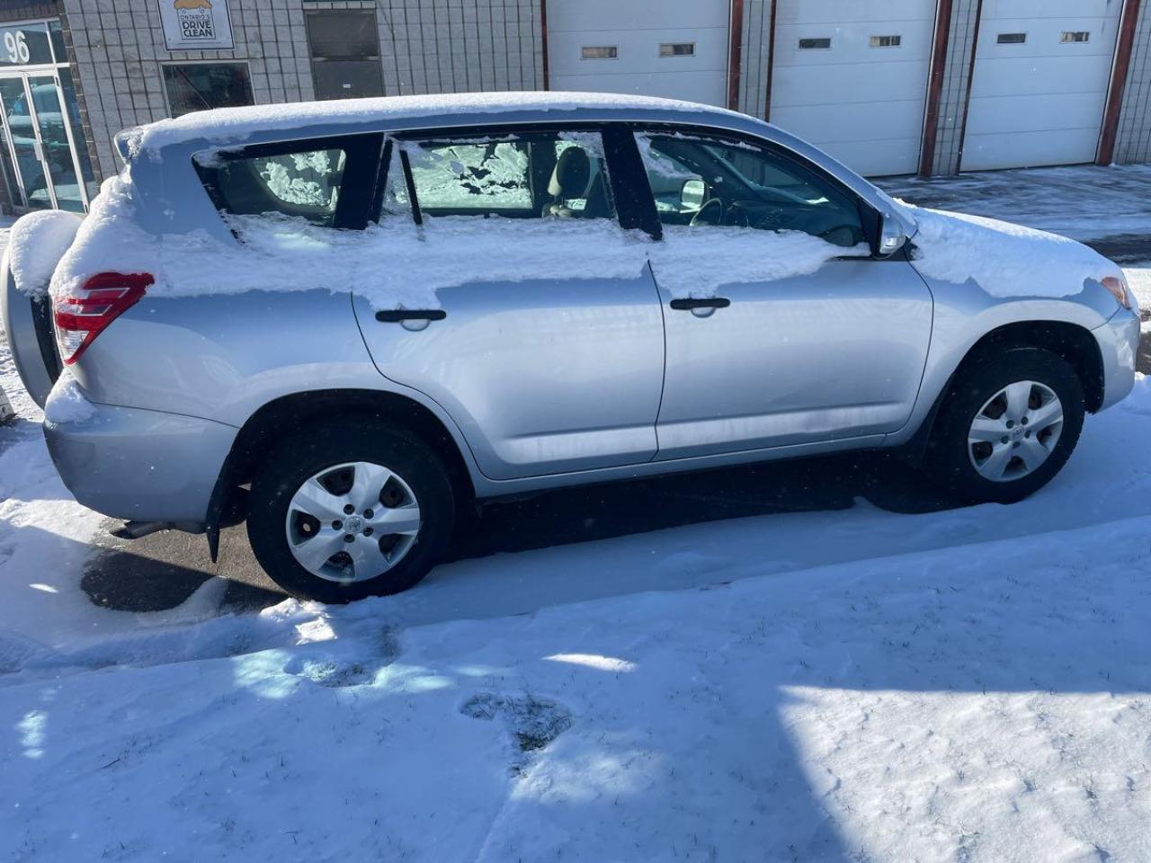 2010 Toyota RAV4 2WD 4dr I4 Base 1-Owner Clean CarFax Finance Avail - Photo #8