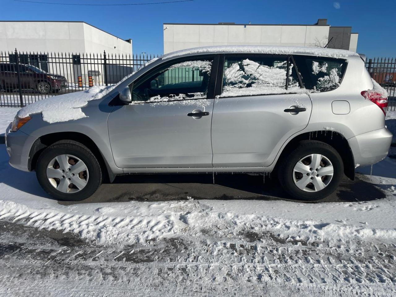 2010 Toyota RAV4 2WD 4dr I4 Base 1-Owner Clean CarFax Finance Avail - Photo #6