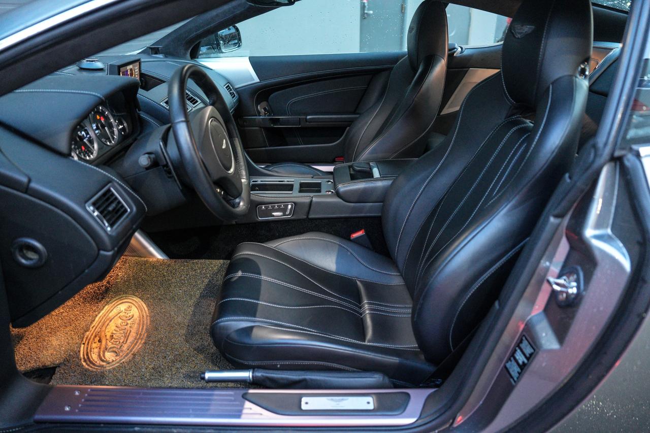 2014 Aston Martin DB9 V12 - Photo #17