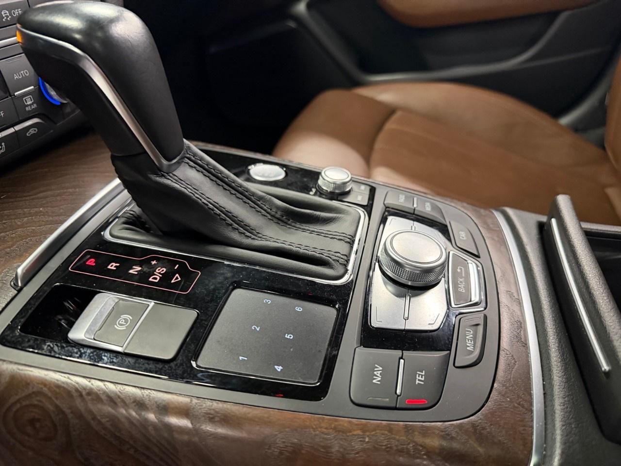 2016 Audi A6 AWD - KEYLESS START - BLUETOOTH - 10 SPEAKER AUDIO SYSTEM Photo