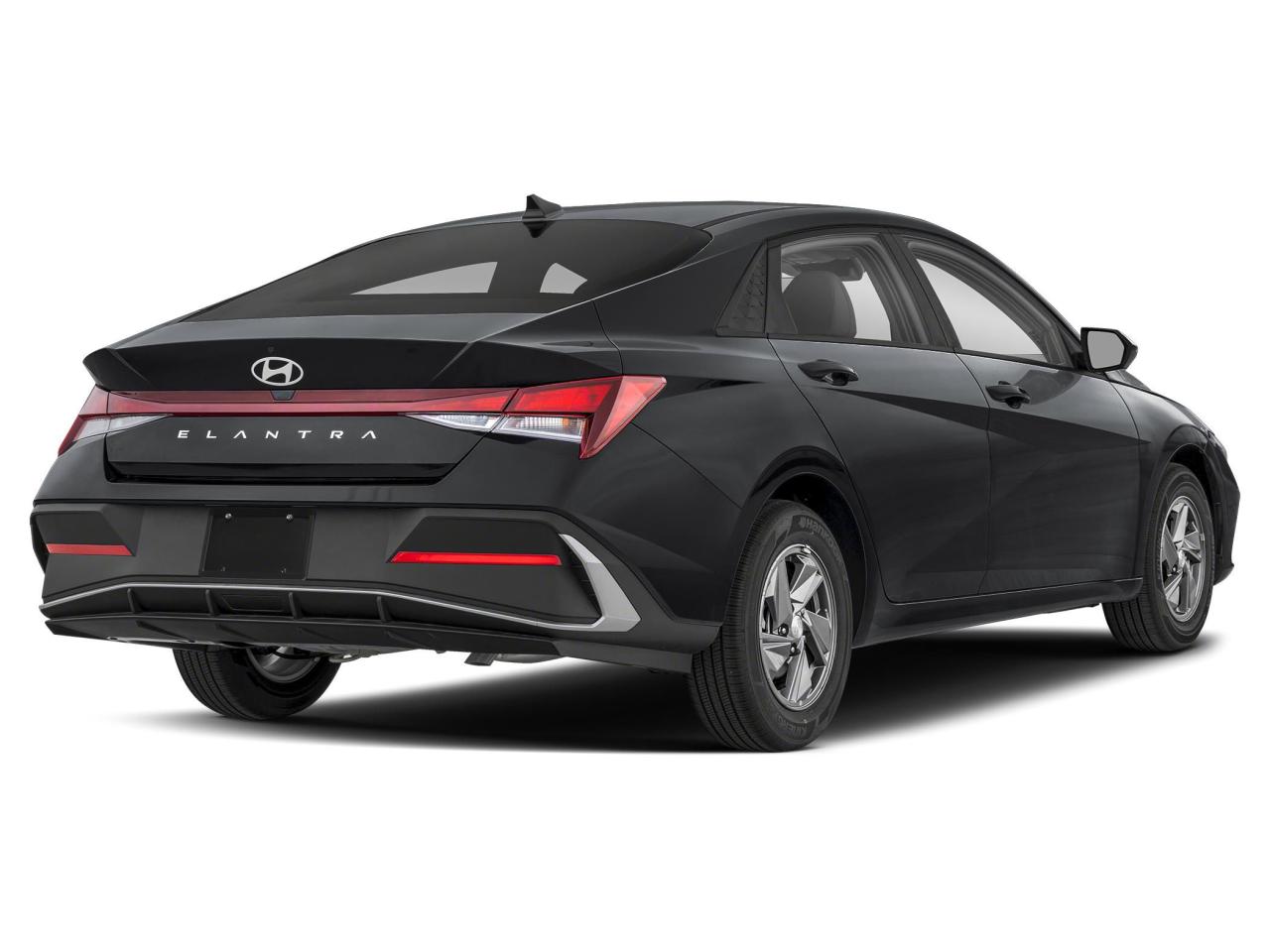 2025 Hyundai Elantra Essential Photo2