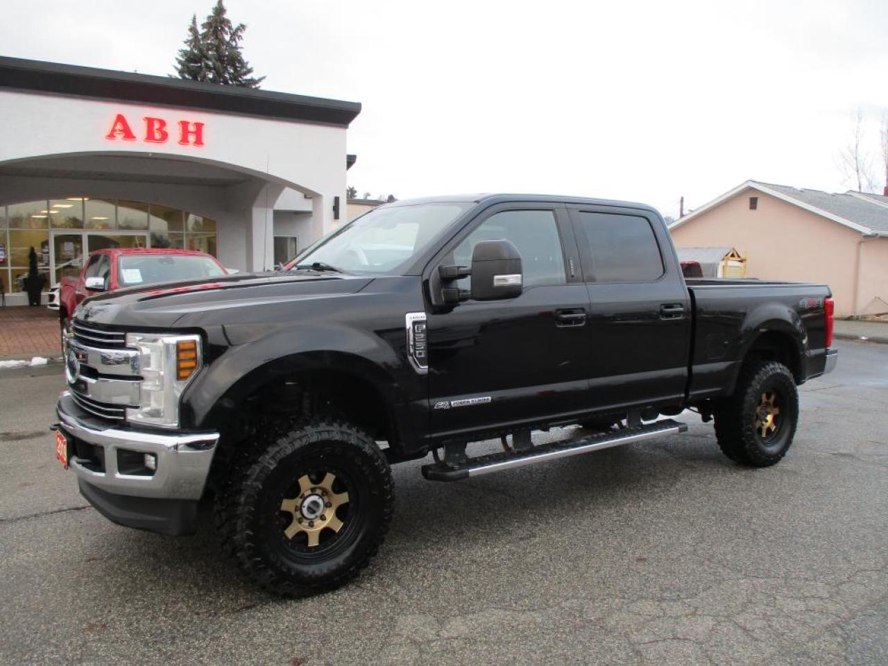 Used 2019 Ford F-250 SD Lariat Crew Cab 4WD for sale in Grand Forks, BC