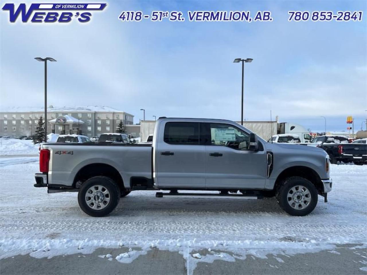 2024 Ford F-350 Super Duty XLT Photo5