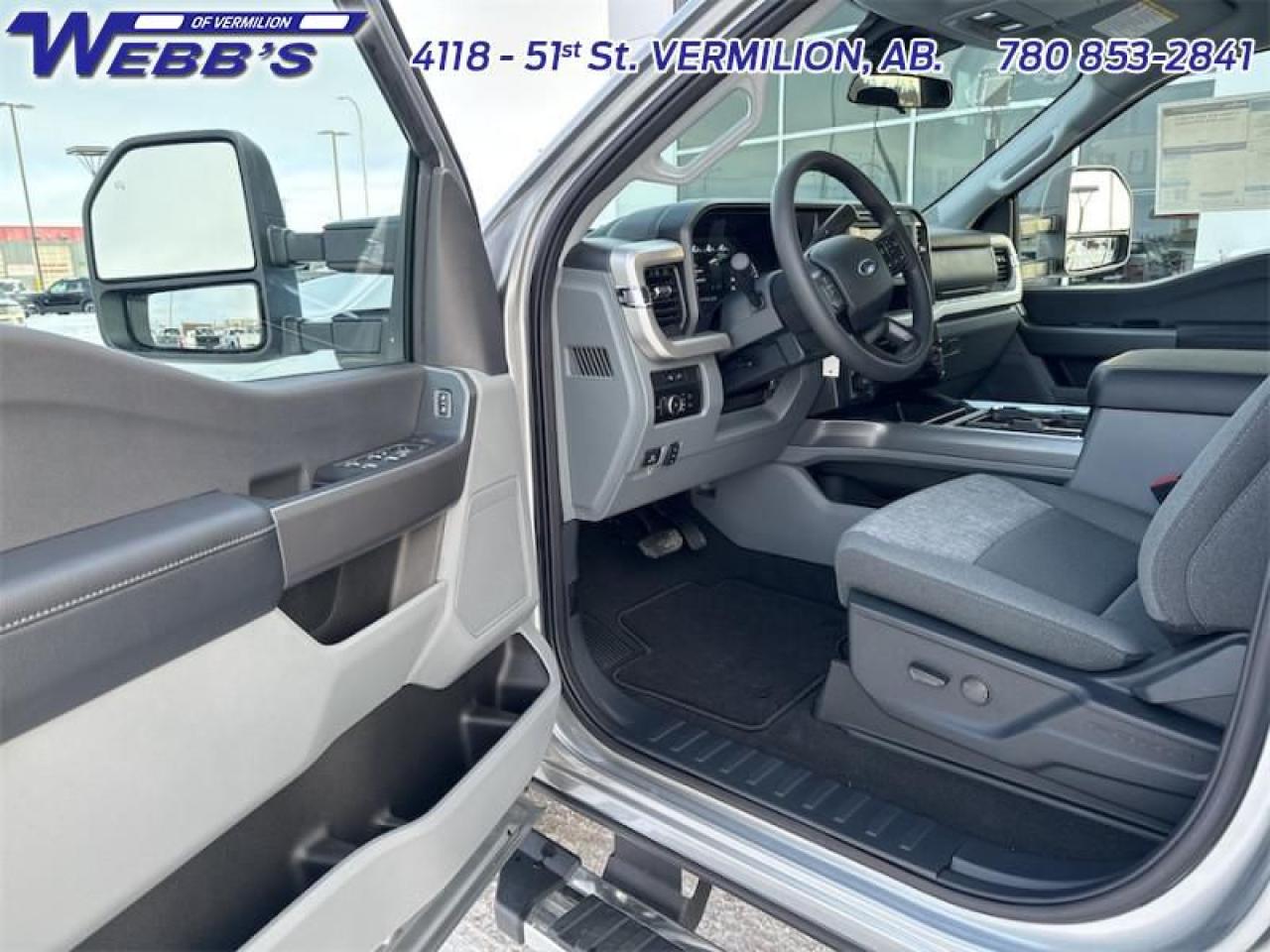 2024 Ford F-350 Super Duty XLT Photo5