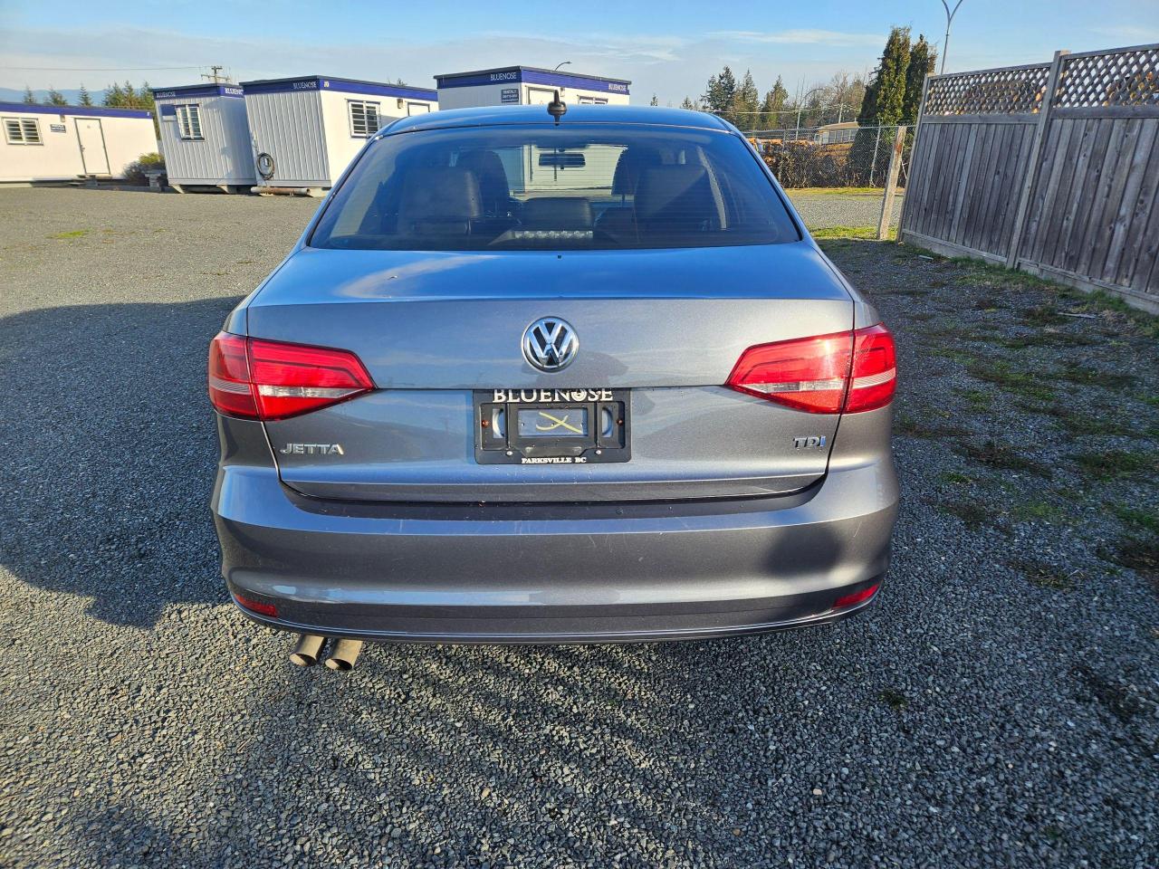 2015 Volkswagen Jetta  - Photo #6