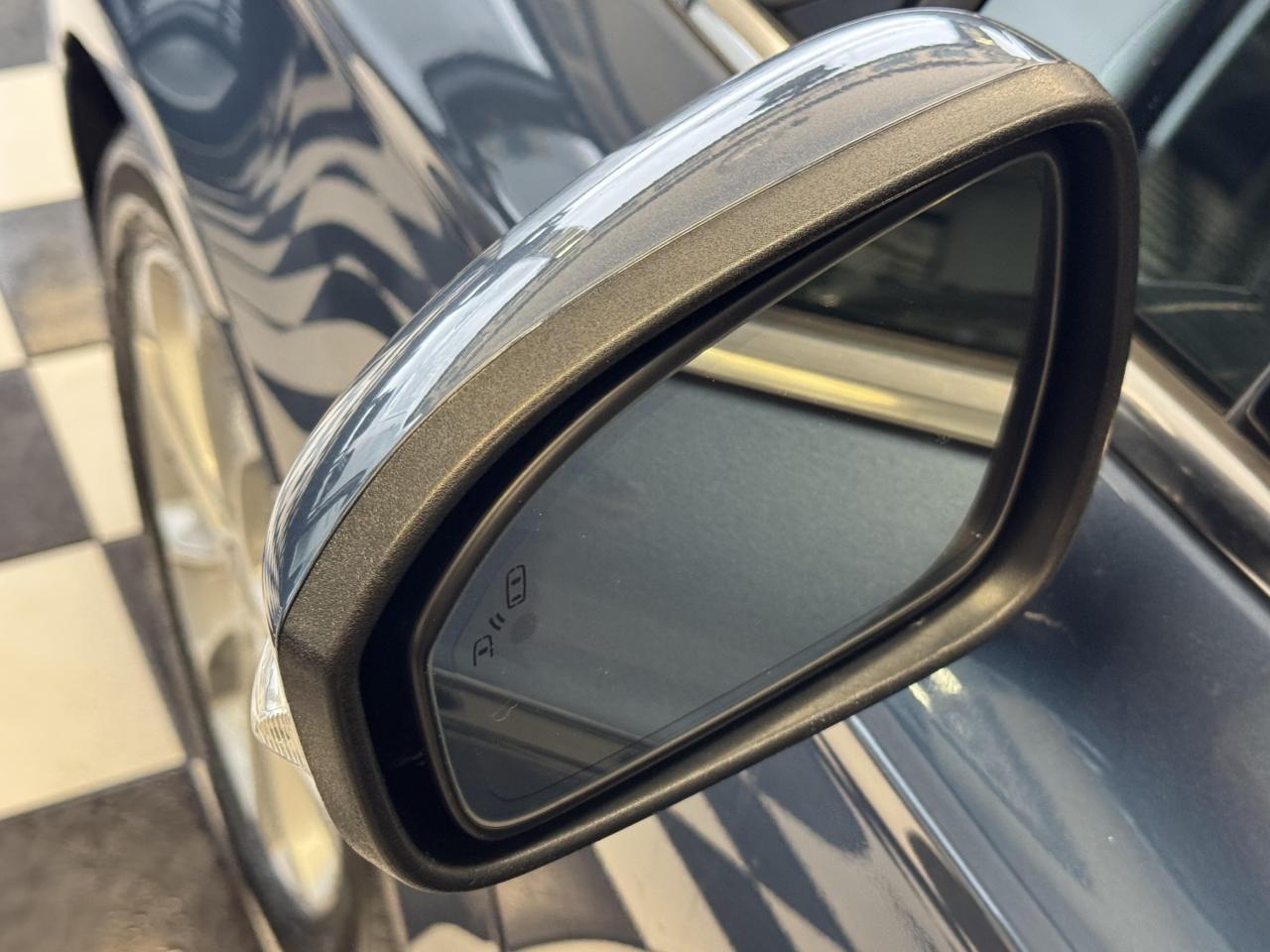 2019 Ford Fusion Hybrid SEL Hybird+Roof+Leather+Adaptive Cruise+New Tires Photo4