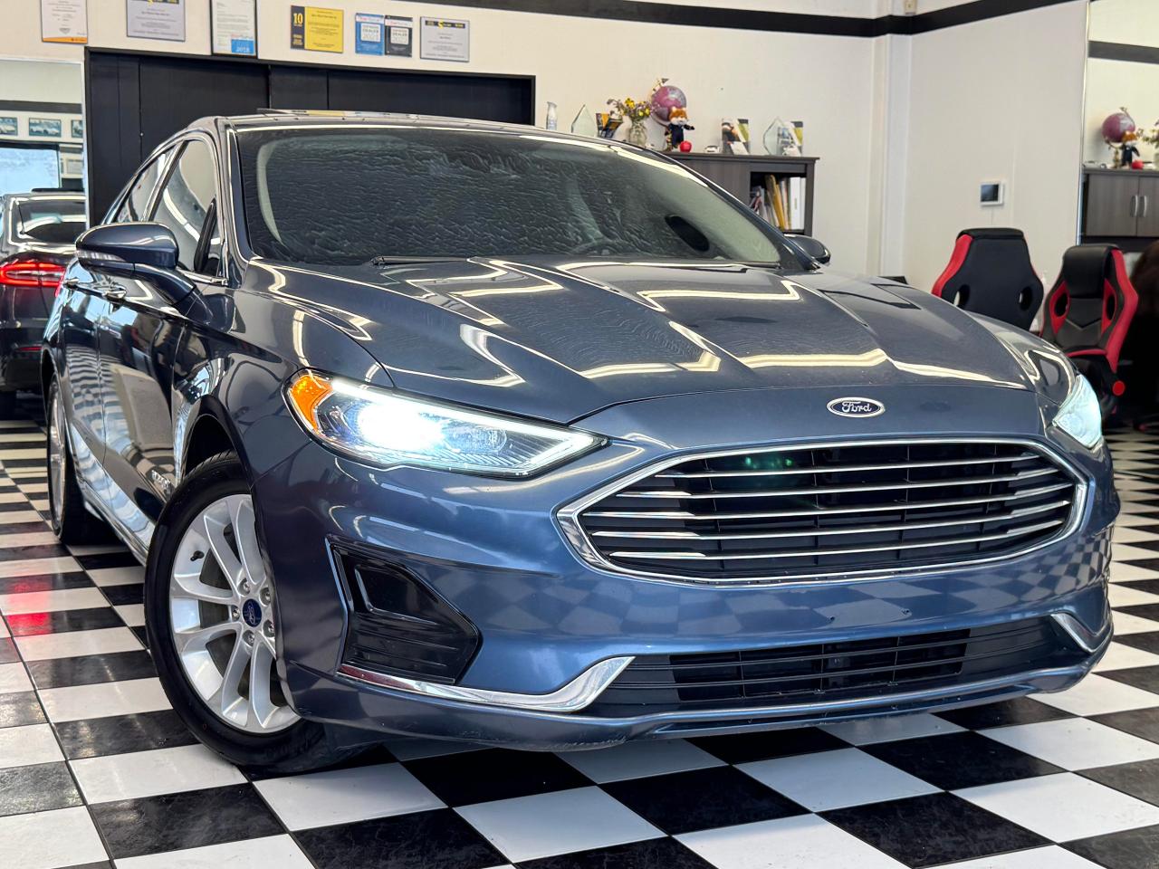 2019 Ford Fusion Hybrid SEL Hybird+Roof+Leather+Adaptive Cruise+New Tires Photo15