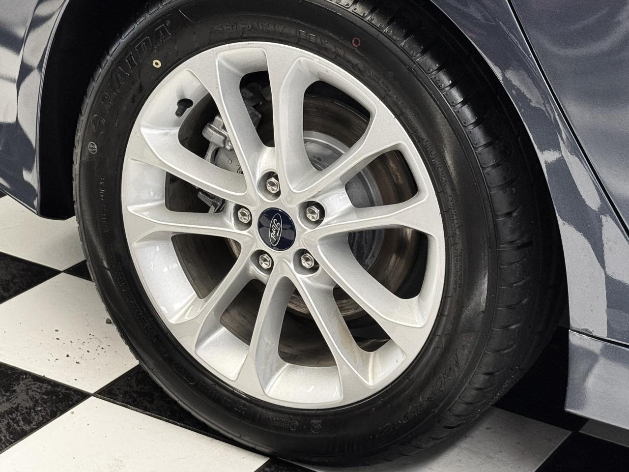 2019 Ford Fusion Hybrid SEL Hybird+Roof+Leather+Adaptive Cruise+New Tires Photo53