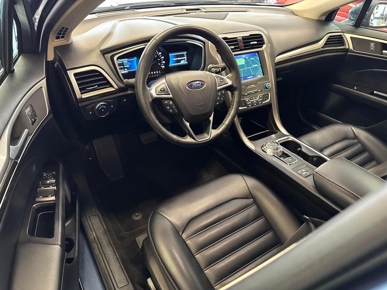 2019 Ford Fusion Hybrid SEL Hybird+Roof+Leather+Adaptive Cruise+New Tires Photo17