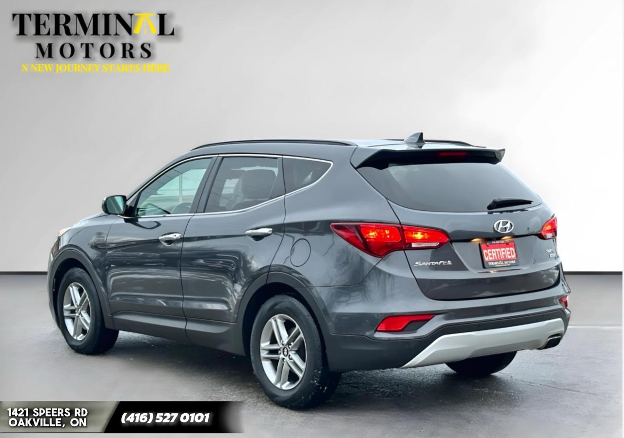 2018 Hyundai Santa Fe Sport AWD Photo2