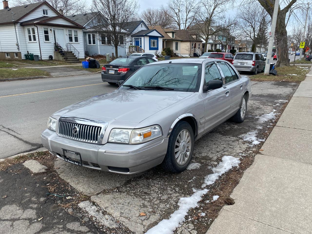 Used 2010 Mercury Grand Marquis Previous Florida Car - Completely Rust Free for sale in St. Catharines, ON