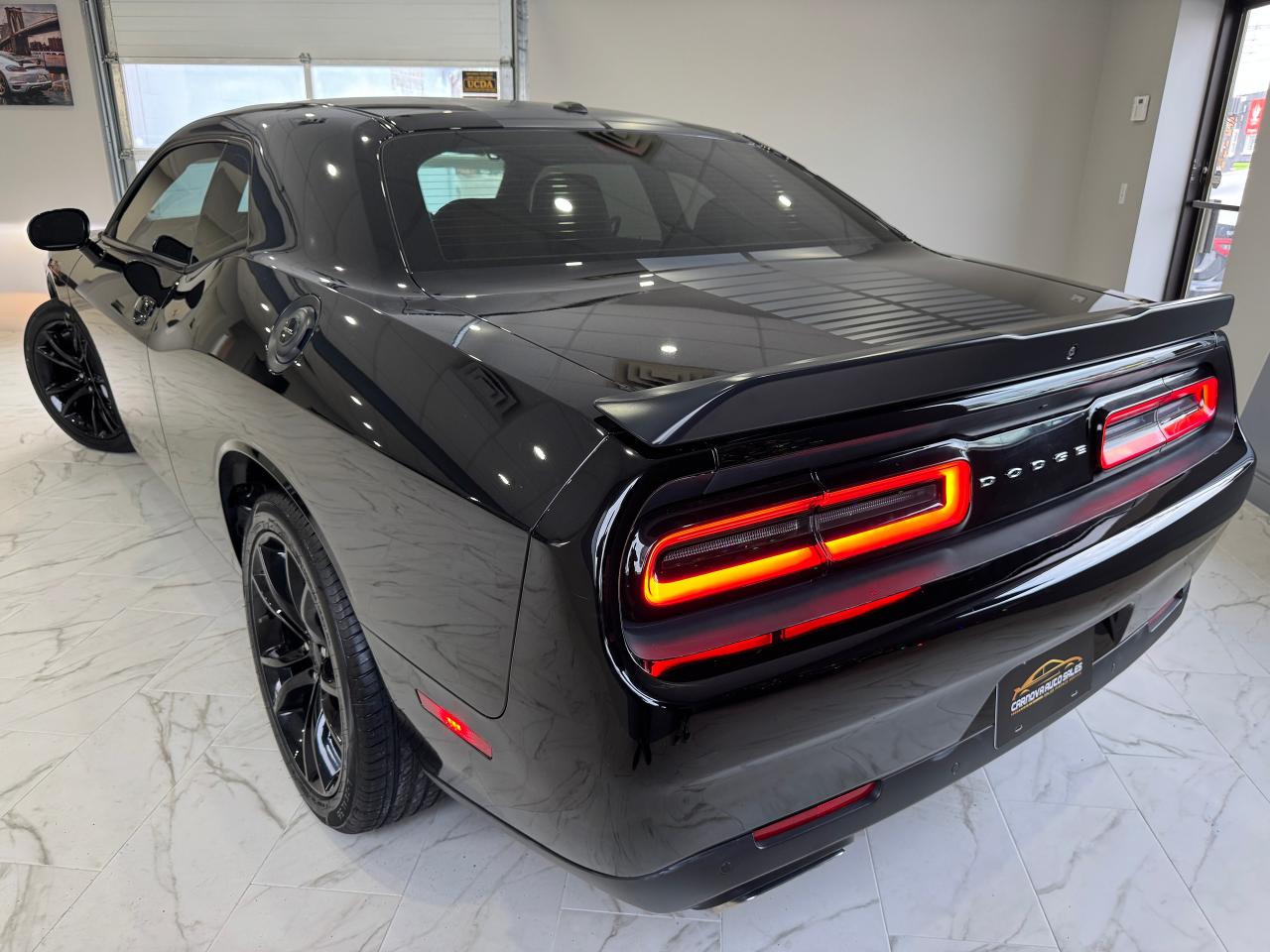 2016 Dodge Challenger R/T 5.7L V8 HEMI+BSM+Camera+New Tires+CLEAN CARFAX Photo