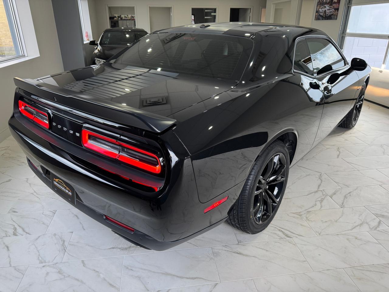 2016 Dodge Challenger R/T 5.7L V8 HEMI+BSM+Camera+New Tires+CLEAN CARFAX Photo