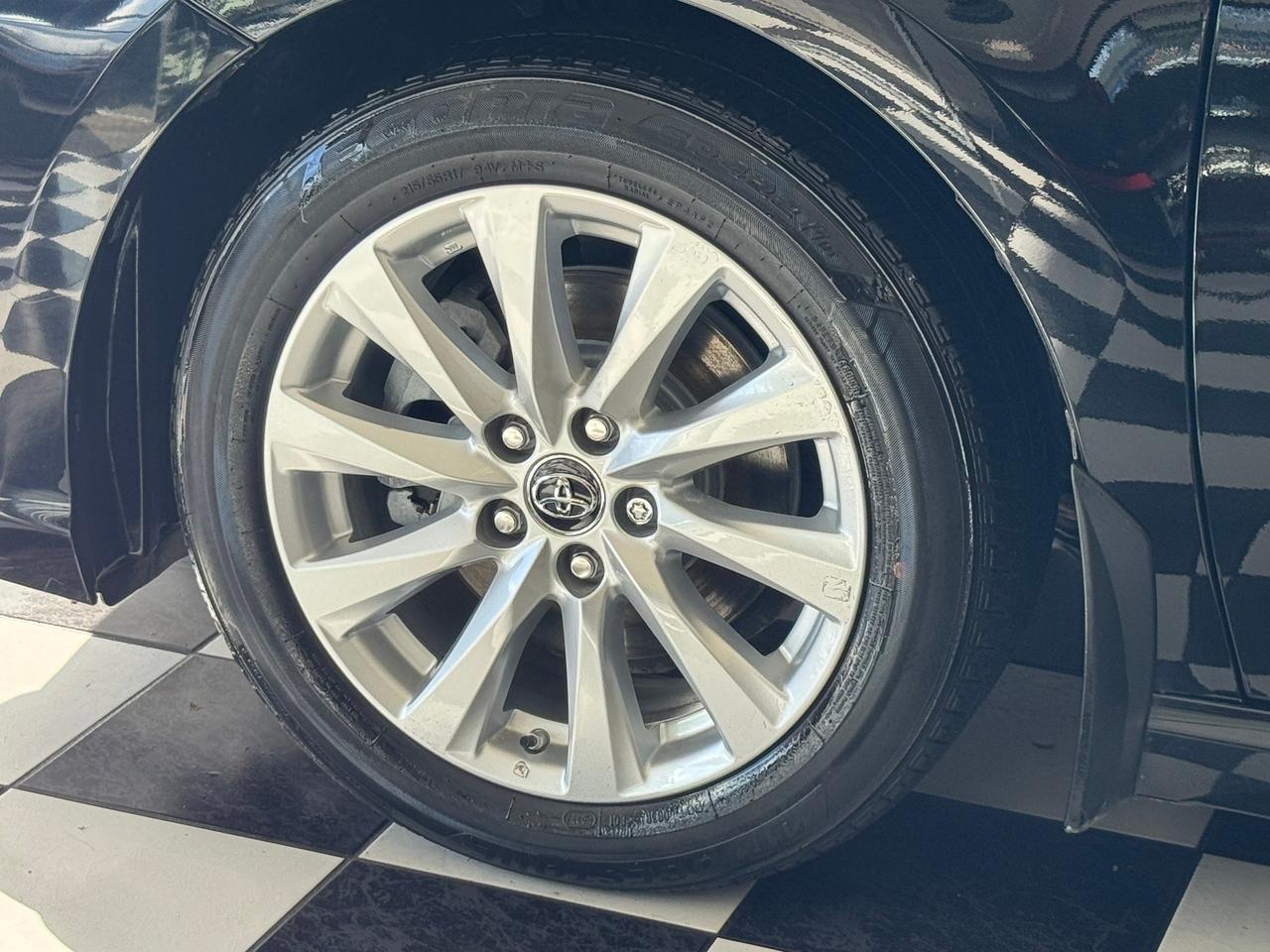 2018 Toyota Camry SE+Adaptive Cruise+ApplePlay+LaneKeep+CLEAN CARFAX Photo