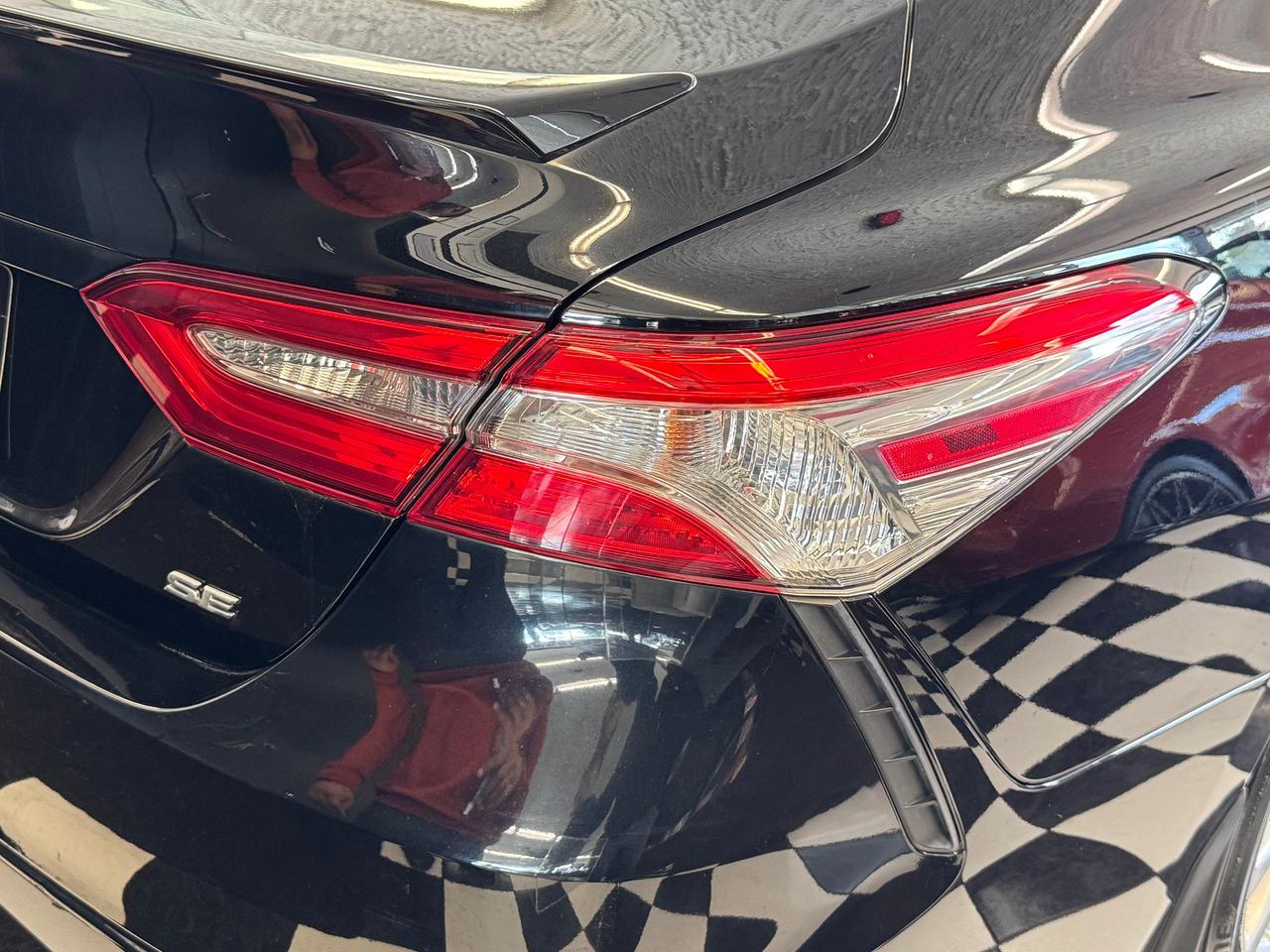 2018 Toyota Camry SE+Adaptive Cruise+ApplePlay+LaneKeep+CLEAN CARFAX Photo
