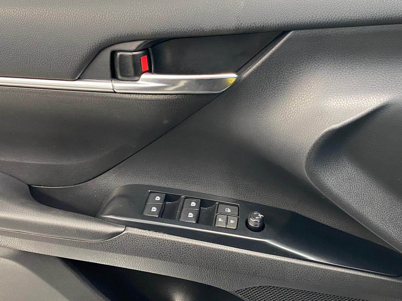 2018 Toyota Camry SE+Adaptive Cruise+ApplePlay+LaneKeep+CLEAN CARFAX Photo