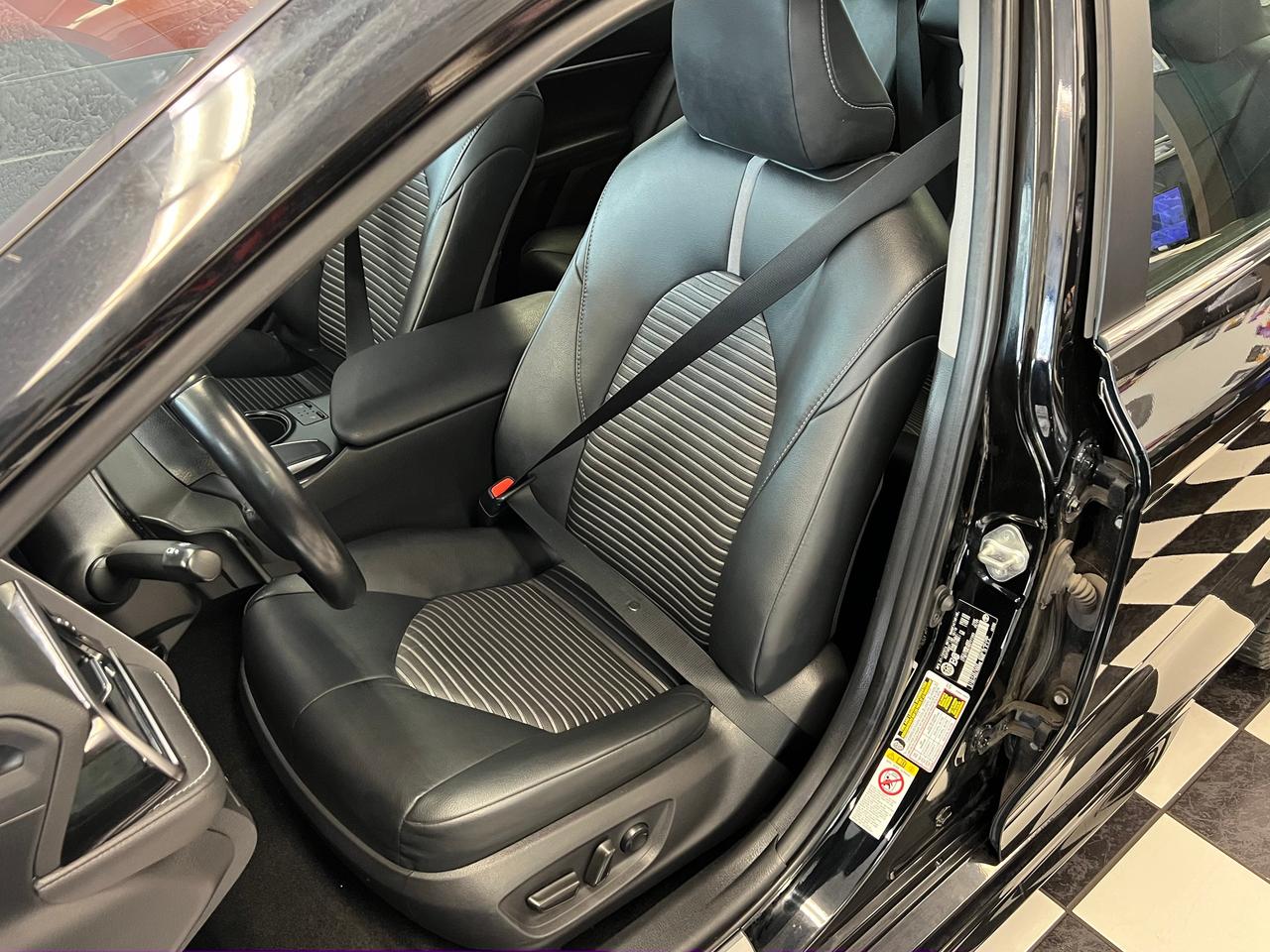 2018 Toyota Camry SE+Adaptive Cruise+ApplePlay+LaneKeep+CLEAN CARFAX Photo