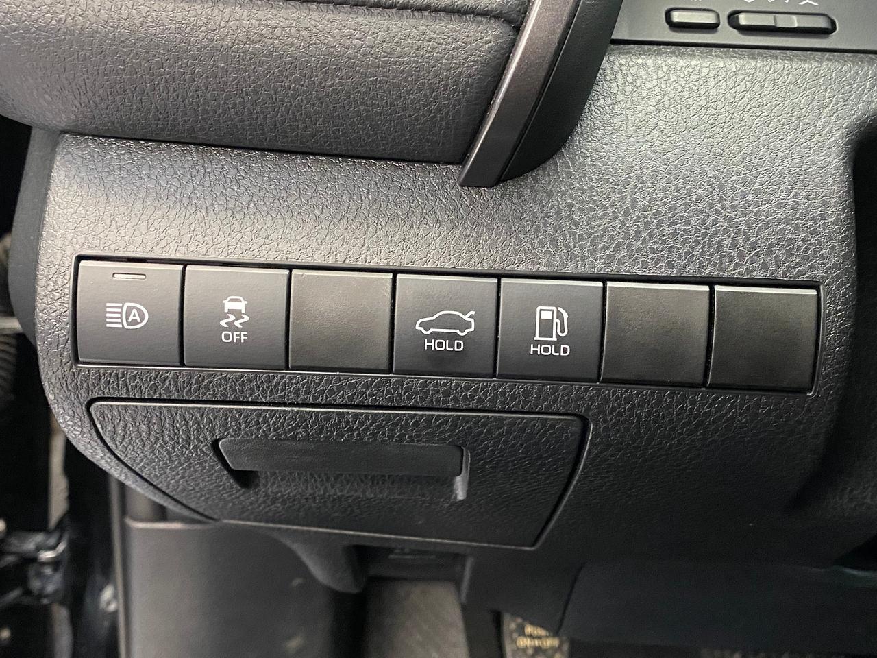2018 Toyota Camry SE+Adaptive Cruise+ApplePlay+LaneKeep+CLEAN CARFAX Photo
