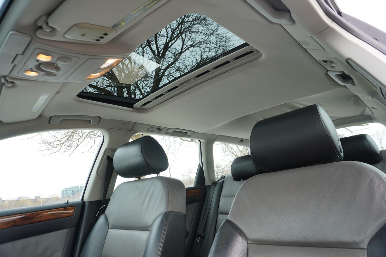 2005 Audi Allroad 1 OWNER / NO ACCIDENTS / STUNNING / WELL SERVICED - Photo #17