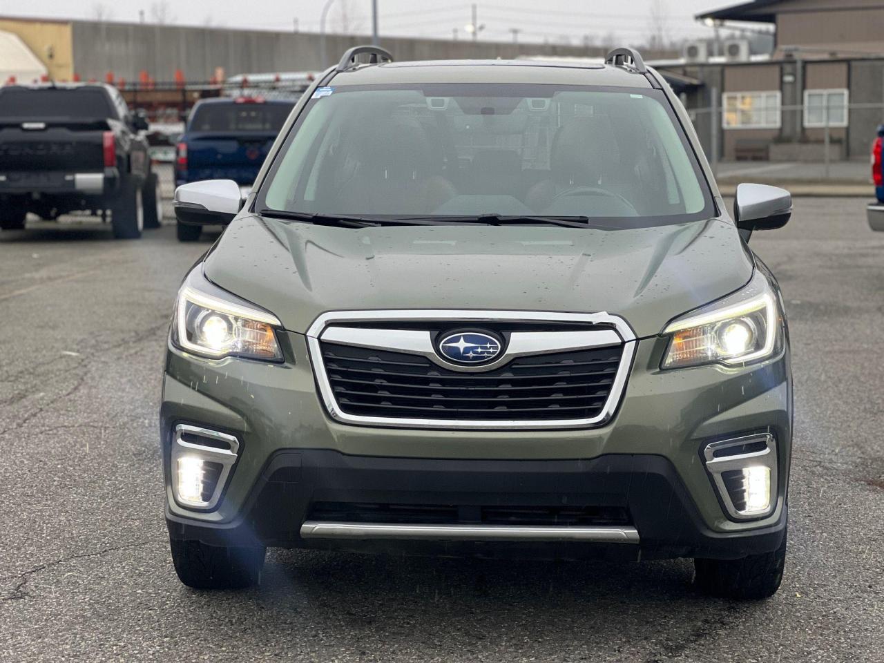 2019 Subaru Forester 2.5i Premier w/EyeSight Pkg - Photo #2