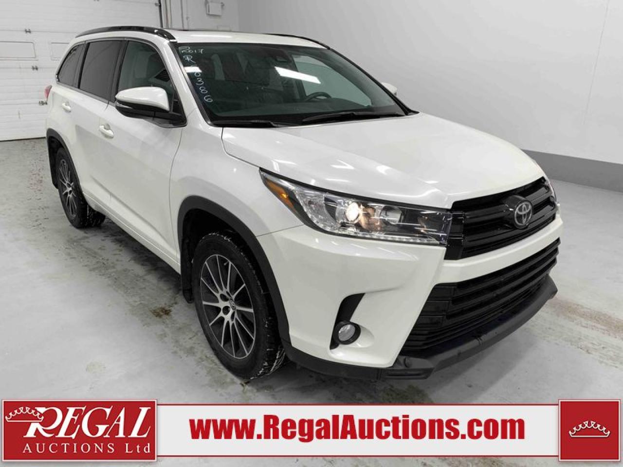 Used 2017 Toyota Highlander SE for sale in Calgary, AB